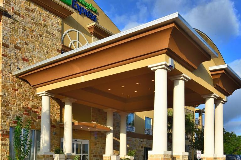 Holiday Inn Express & Suites